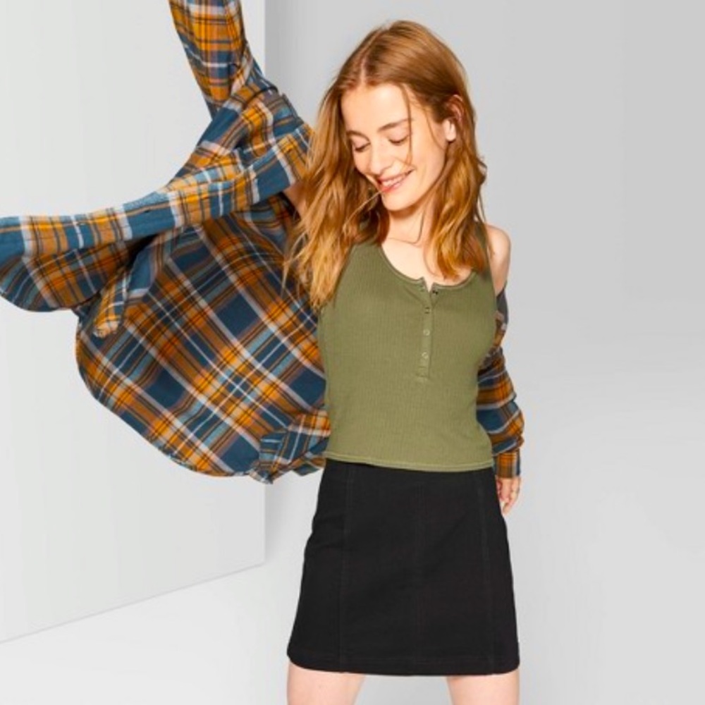 WILD FABLE Mini Skirt In Black Sz. 6